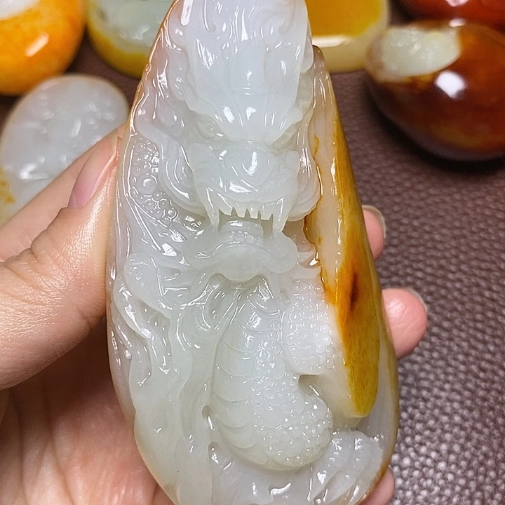 晚***5和田玉未镶嵌颈饰