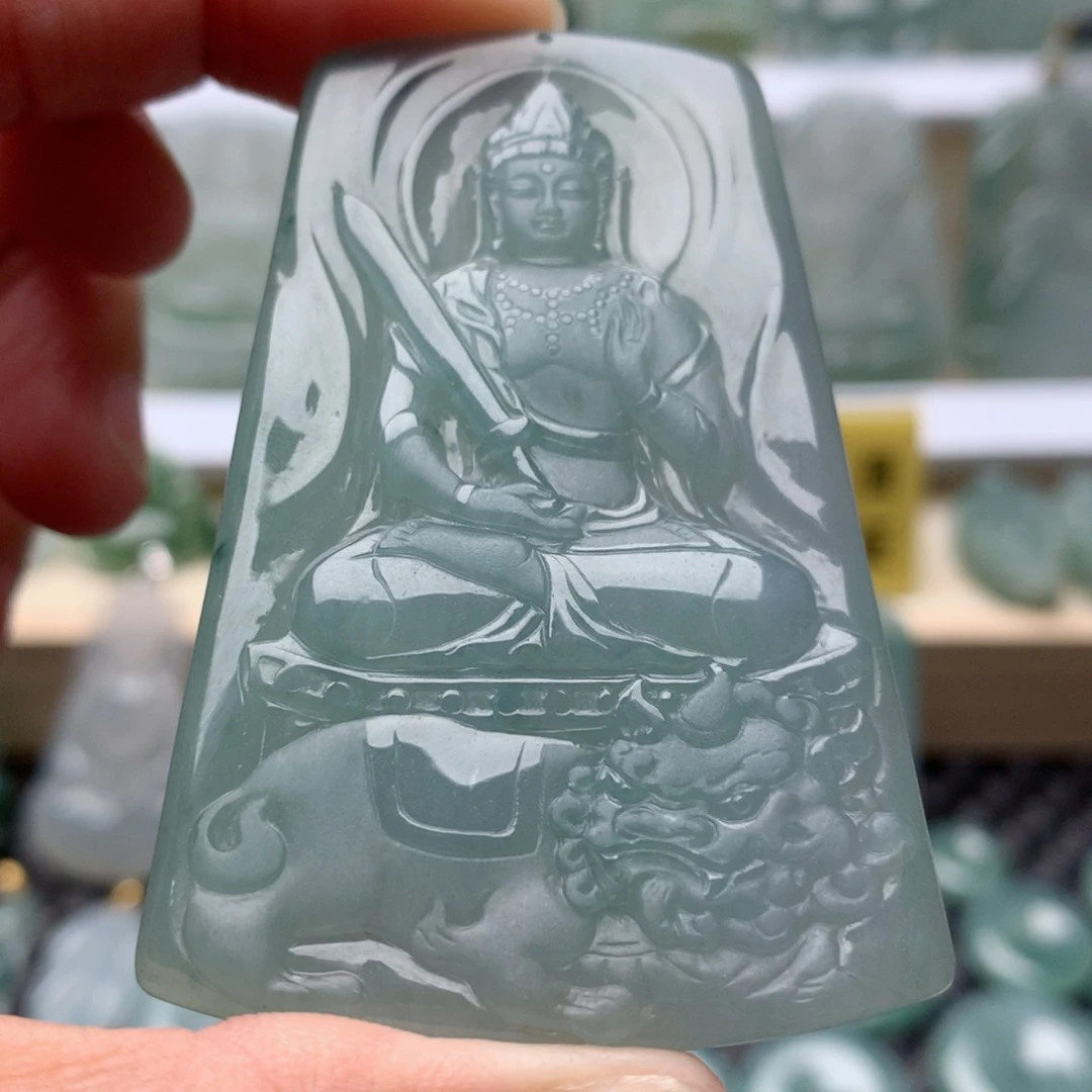 翡翠未镶嵌颈饰阿*文殊