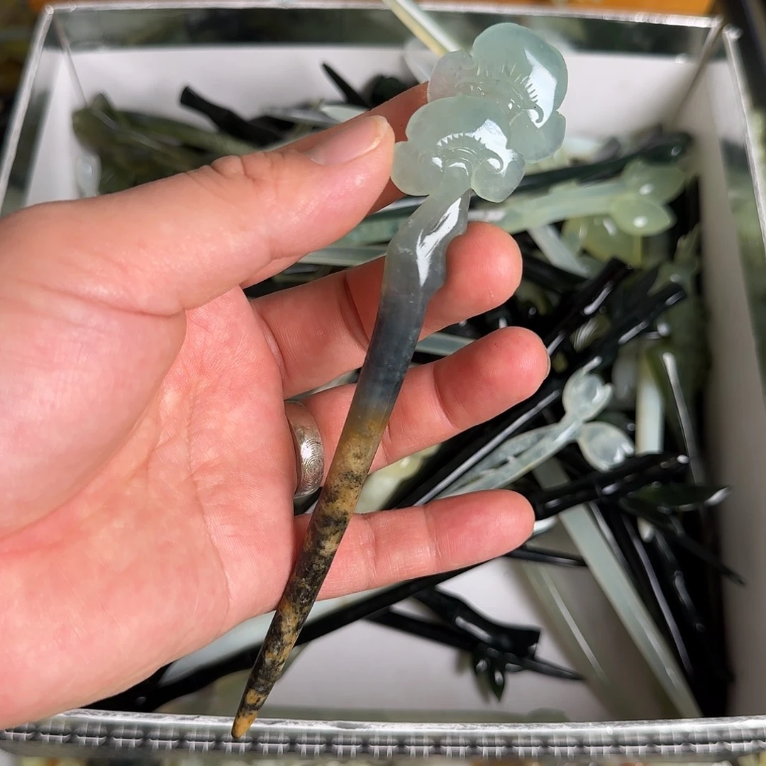 蛇纹石玉未镶嵌发饰