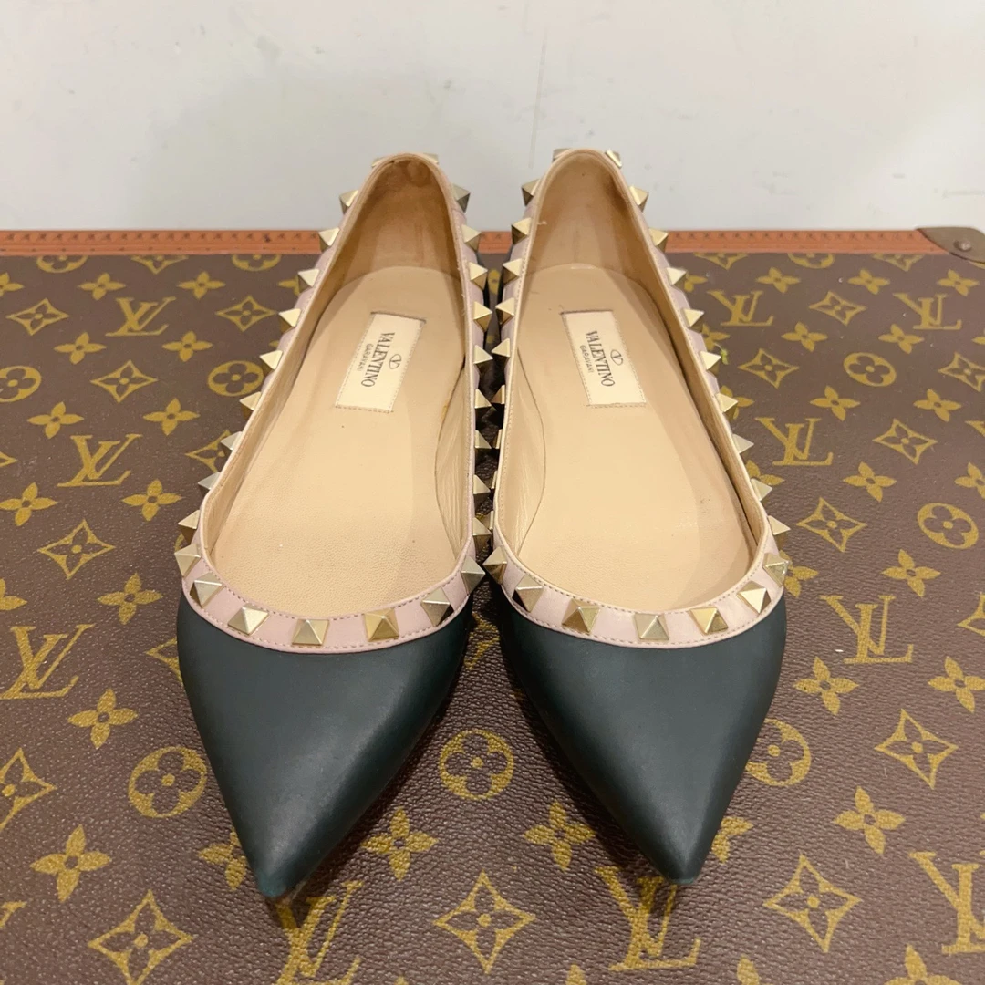 99新 Valentino/华伦天奴 安洁利严选平底鞋 成色GSS24624/尺码35