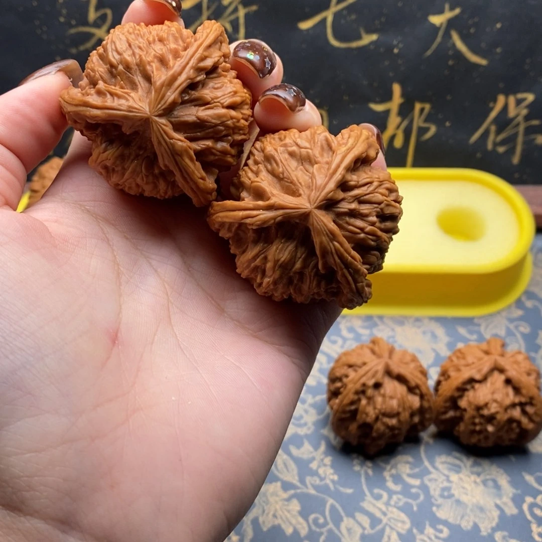 吊坠文玩核桃用****7白狮子