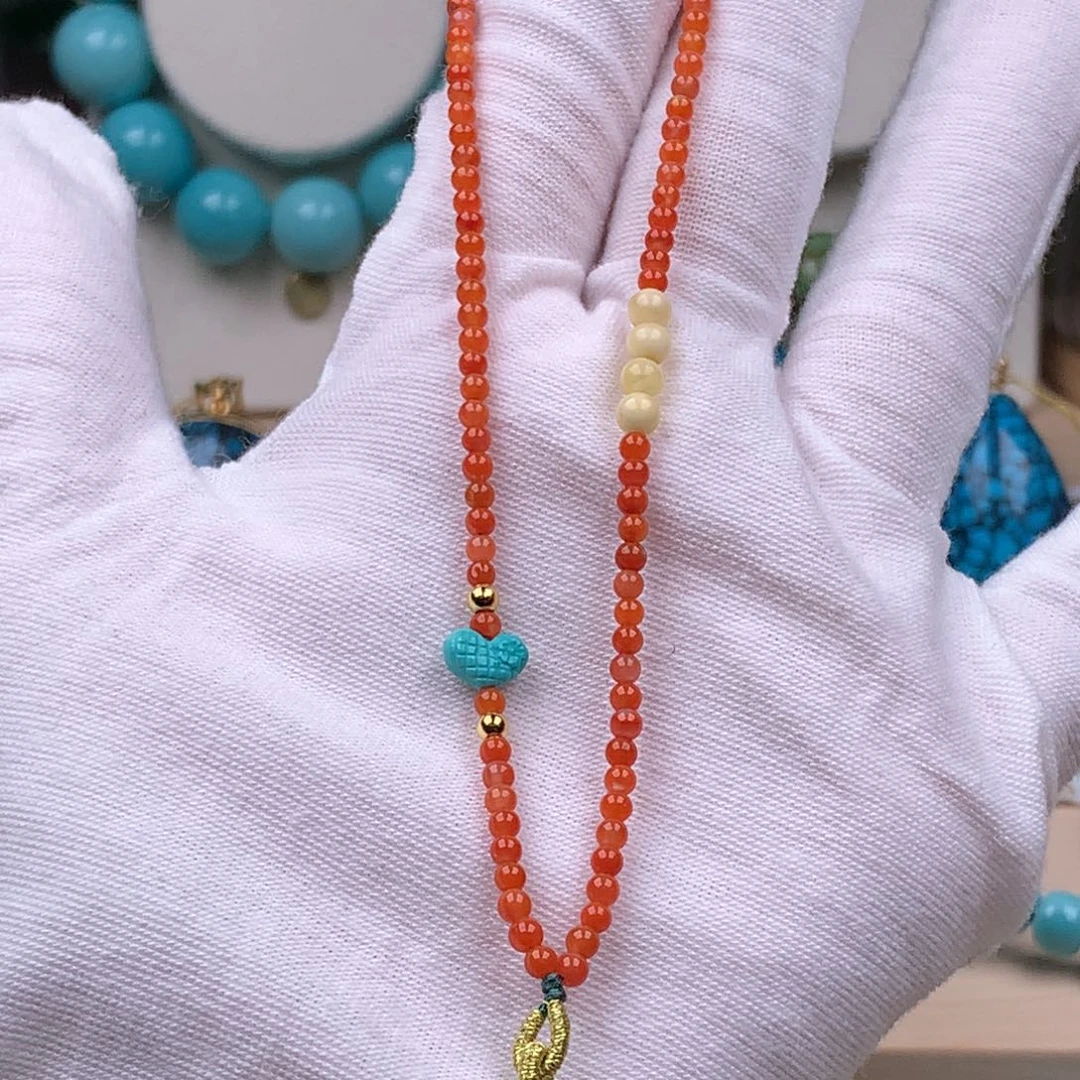 南红玛瑙未镶嵌珠宝奇石