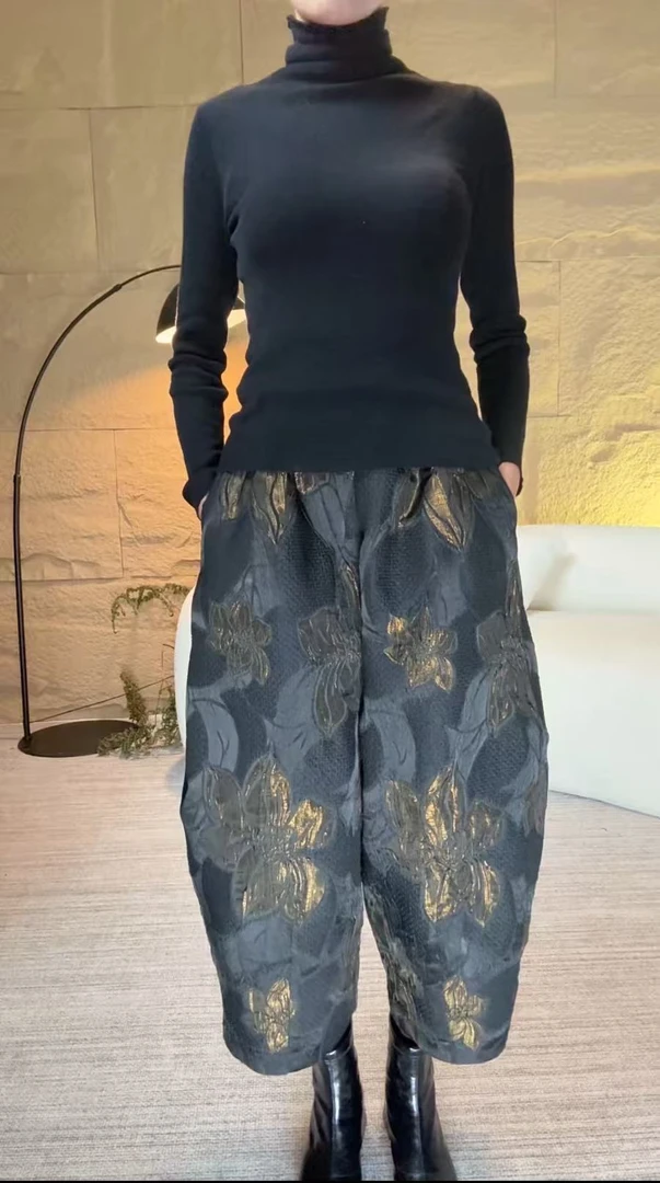 Gym新款金色立体提花休闲茧型裤