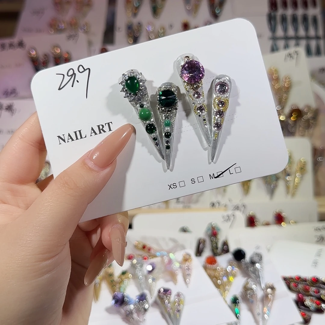 呆***啦高定穿戴甲甲甲甲