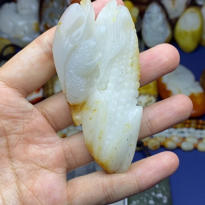 和田玉未镶嵌珠宝奇石