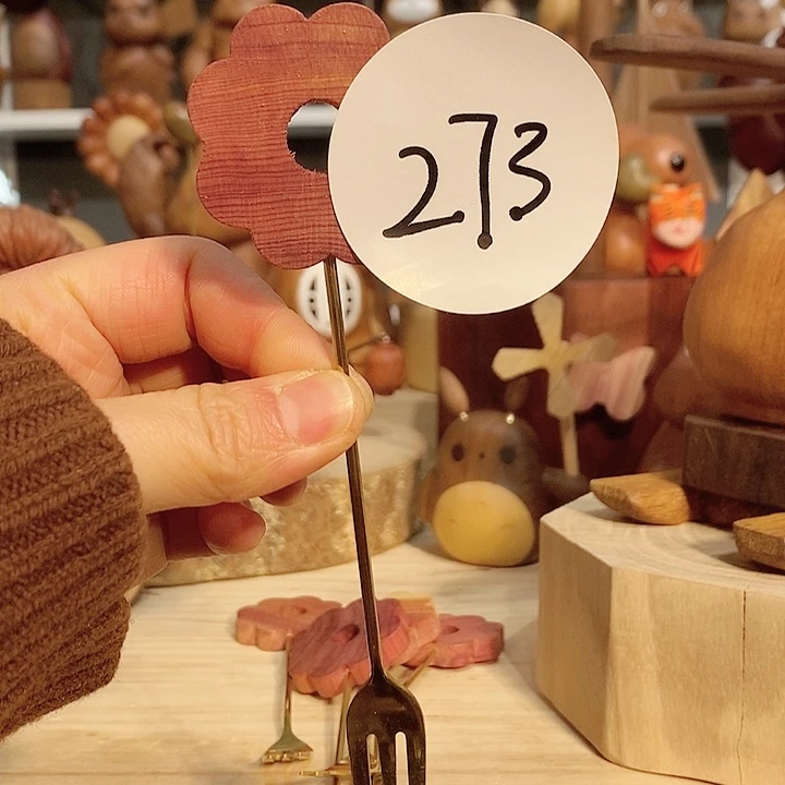 木木雕摆件可爱卡通