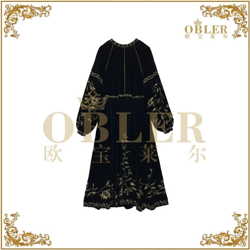 【鎏金岁月-加长款】OBLE 2025秋冬新款丝绒连衣裙305-24931