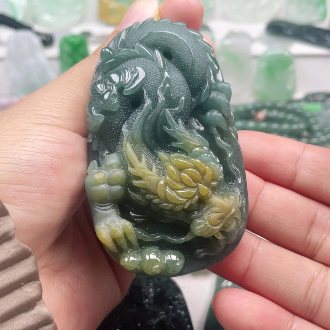 翡翠颈饰未镶嵌翡翠挂件