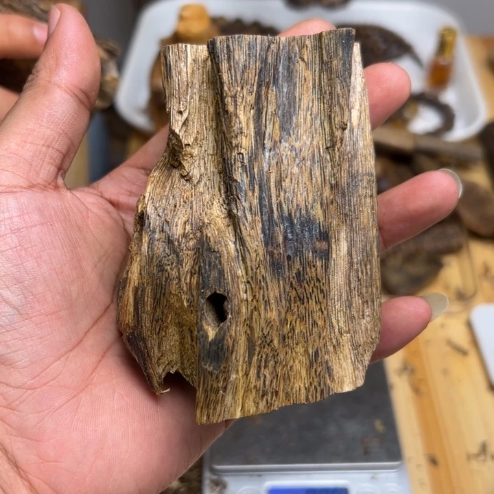 沉香沉香碎屑70克