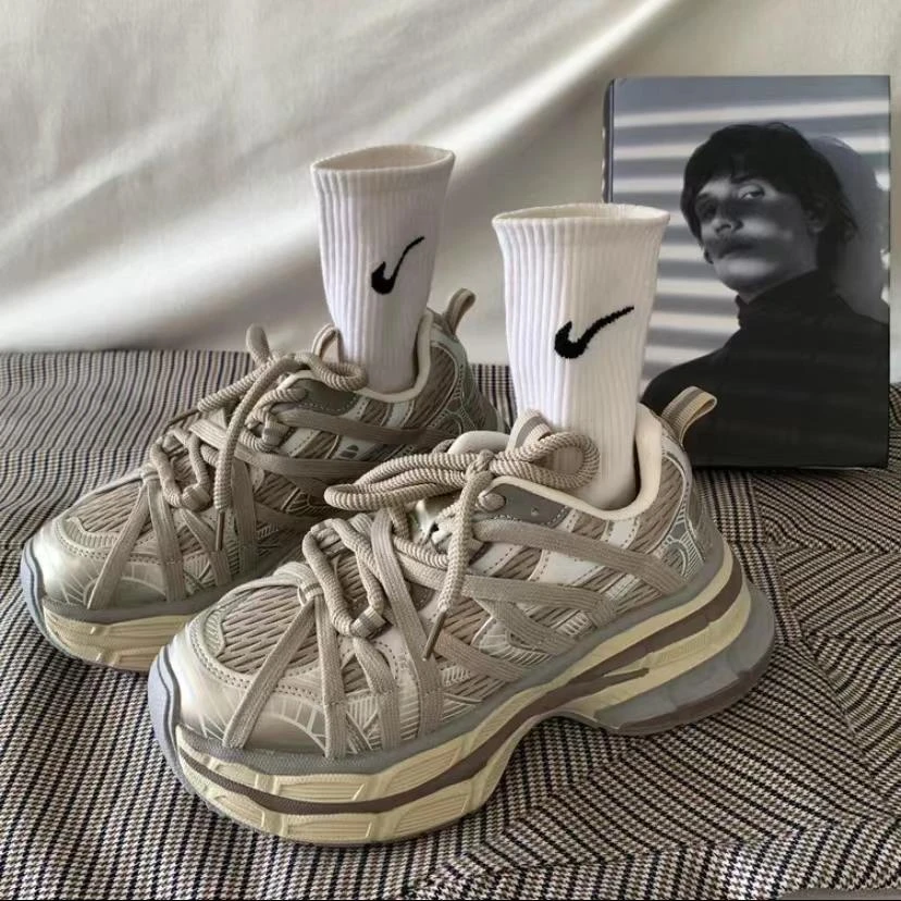 厚底巴黎走秀老爹鞋女春新款轻便软底绑带休闲慢跑运动鞋