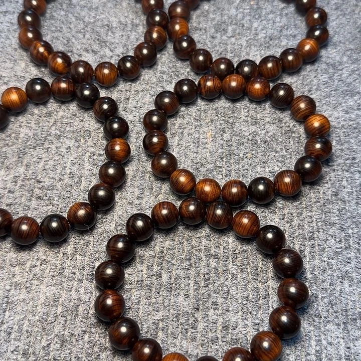 柏木（崖柏）全陈化老料把件串1.2发一条