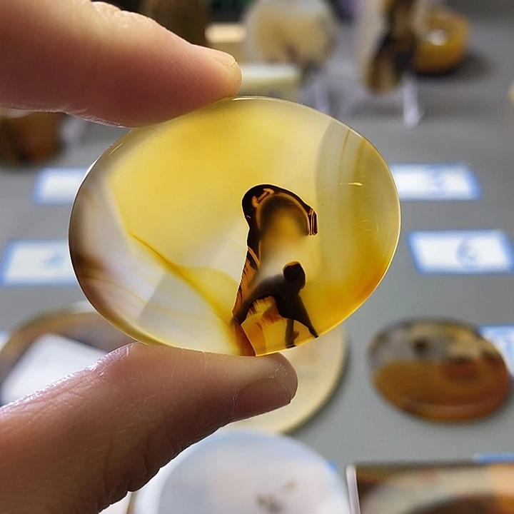 玛瑙/玉髓未镶嵌珠宝半成品114