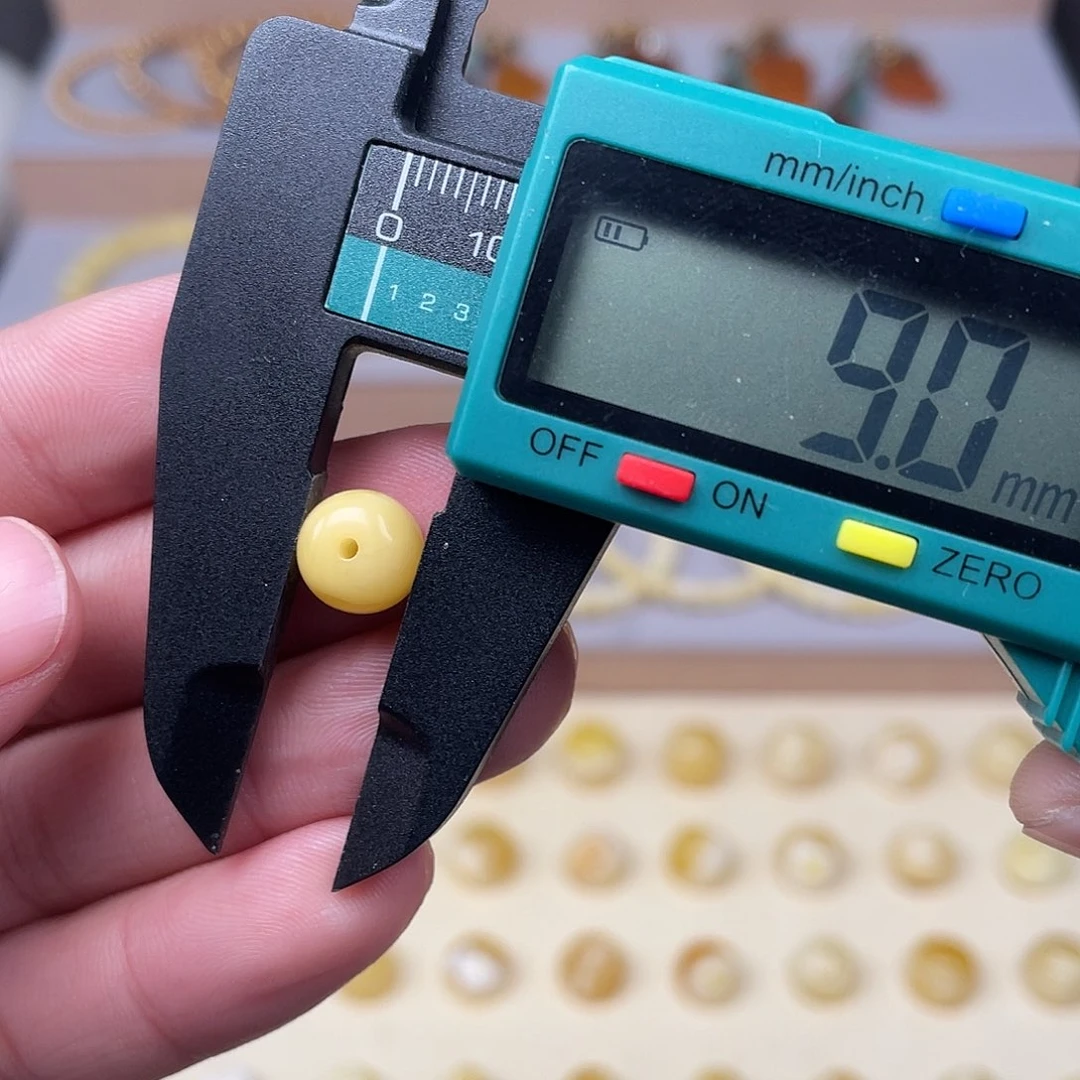 琥珀未镶嵌裸石单珠9.1