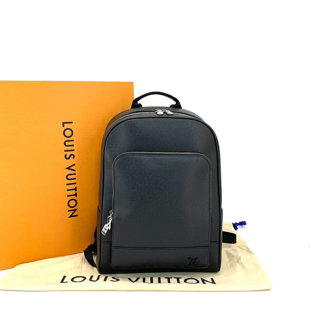 99新 LouisVuitton/路易威登 ADRIAN系列 Taiga 双肩包 尺寸31/39