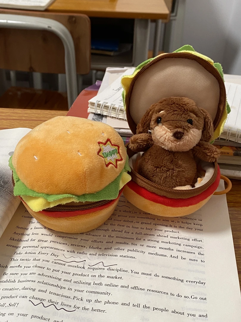 【00和猫】帕倍思腊肠狗汉堡小狗窝书包挂件毛绒公仔钥匙包挂件