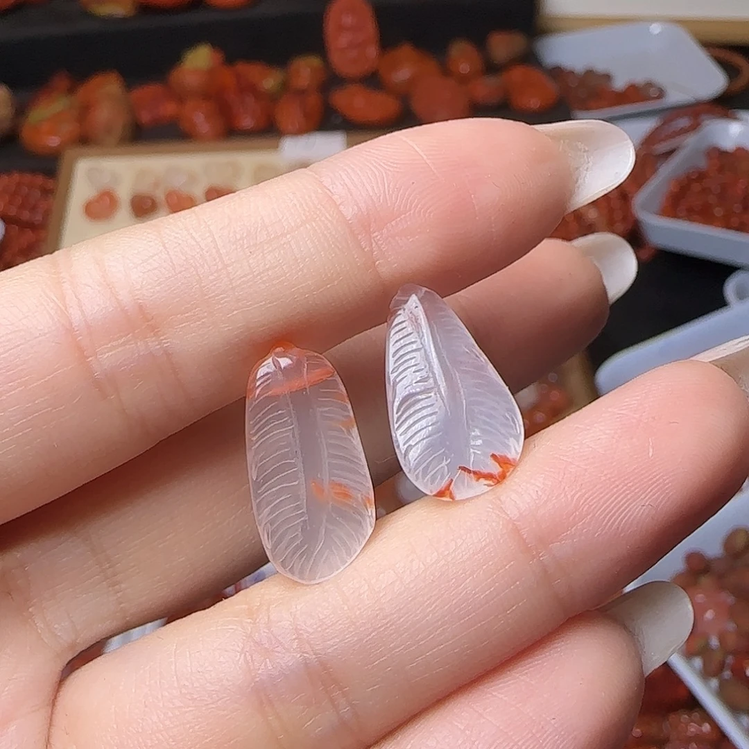 南红玛瑙未镶嵌颈饰