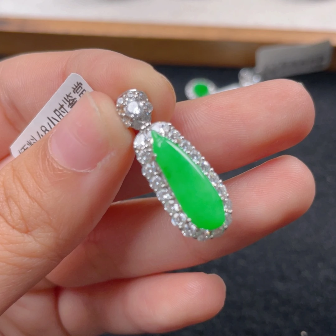翡翠颈饰银S925镶嵌j n m m m