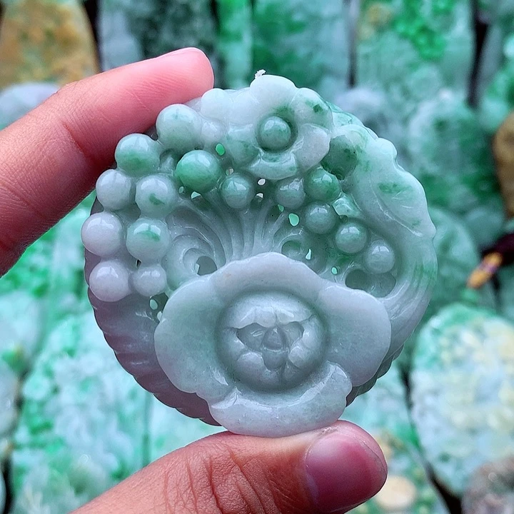 翡翠吊坠(不含链)未镶嵌