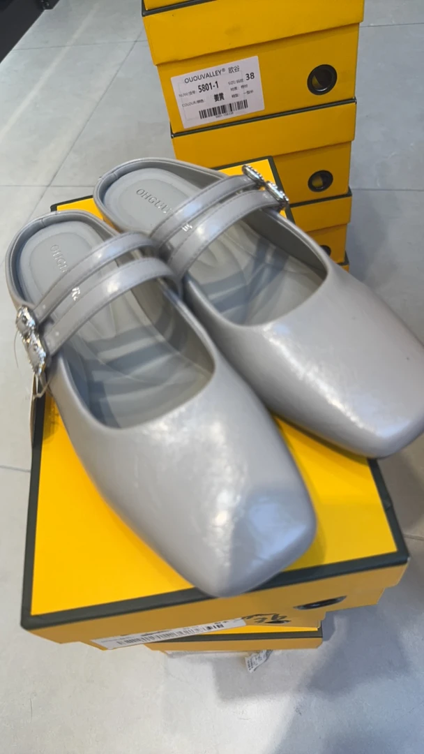 2116单鞋皮鞋时尚单鞋休闲鞋2025新款拼接头单鞋