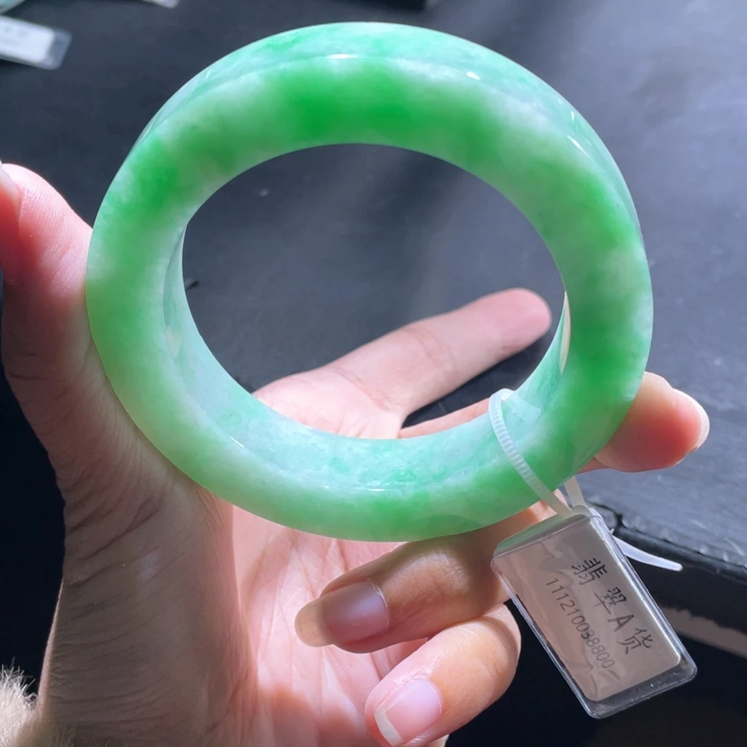未镶嵌翡翠定制翡翠
