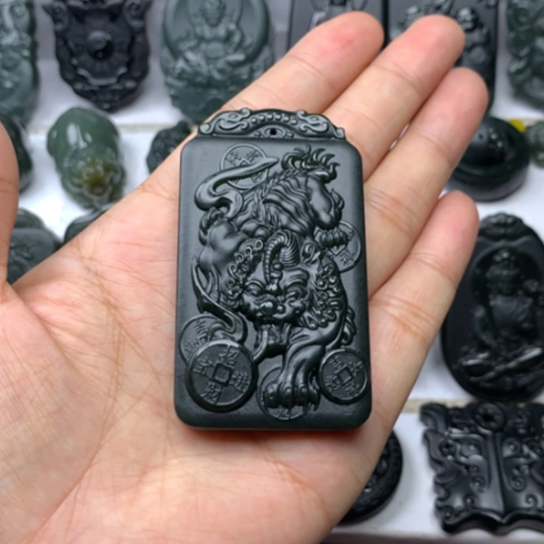 【闪购商品】颈饰未镶嵌和田玉尊*双面雕刻