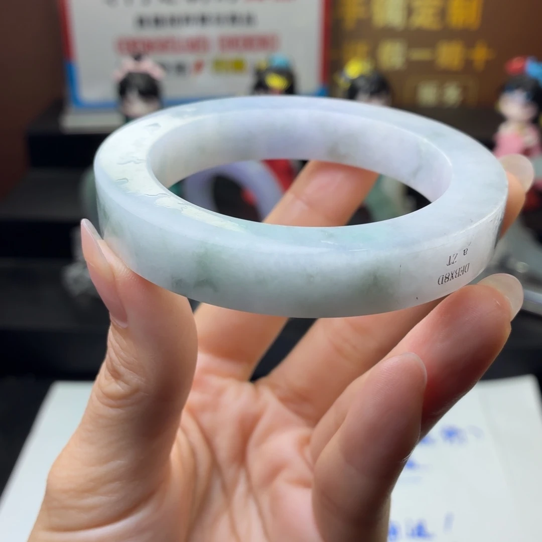 小***，未镶嵌翡翠定制翡翠翡翠