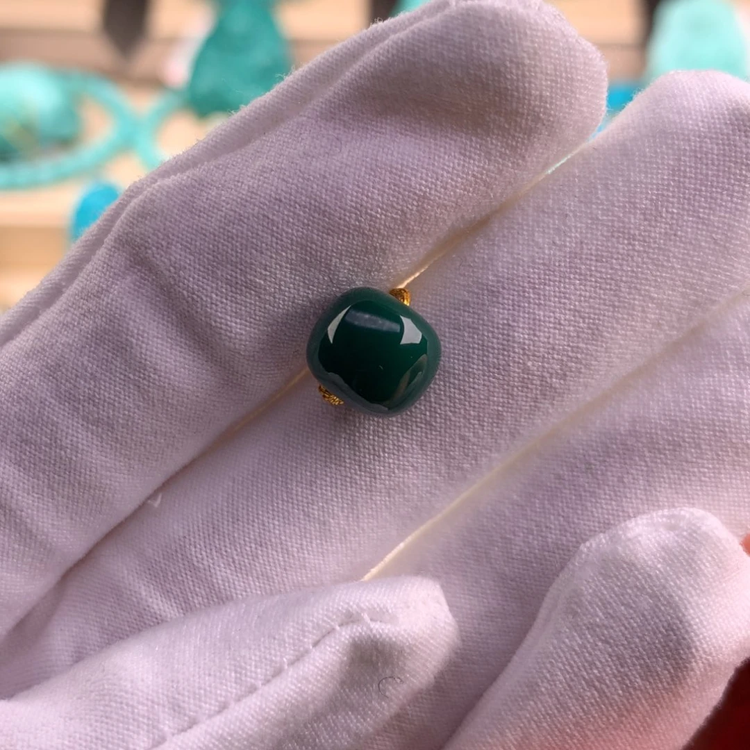 绿松石珠宝奇石未镶嵌9.7*8.6mm