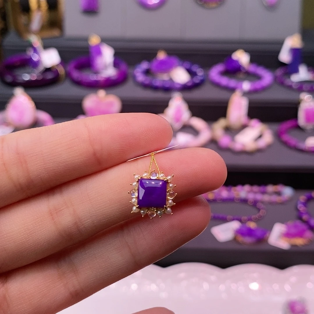 苏纪石（舒俱来）18K金镶嵌吊坠(不含链)