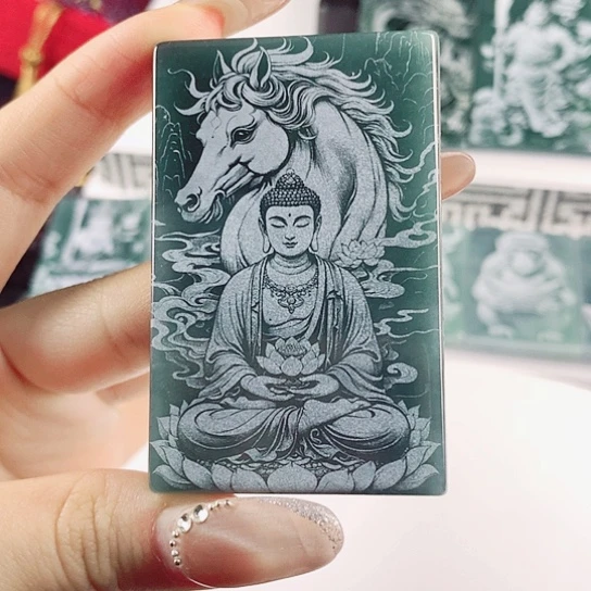 翡翠未镶嵌颈饰大势至