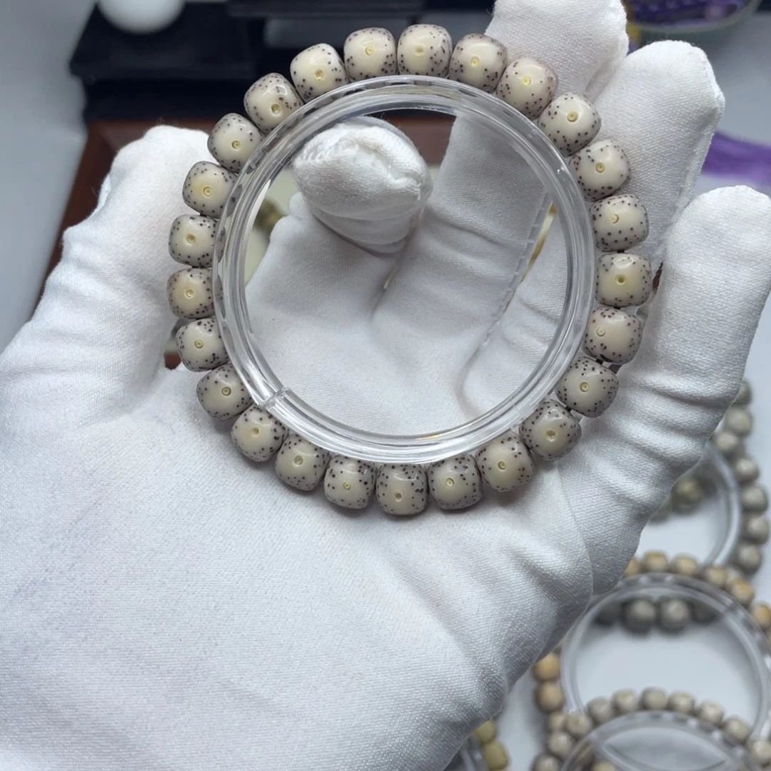 手串星月菩提9×8骨瓷白半壁留白B17