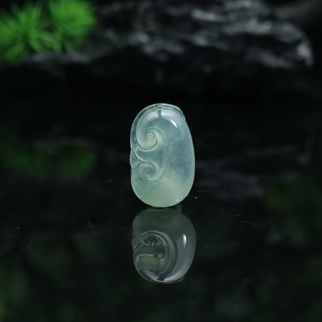 FC9天然缅甸翡翠A货冰晴绿如意/000218/保利厦门拍卖