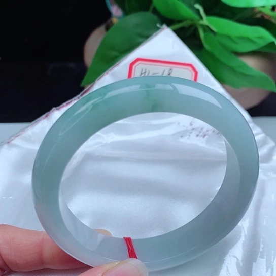 翡翠手镯足银镀金镶嵌      正圈57+