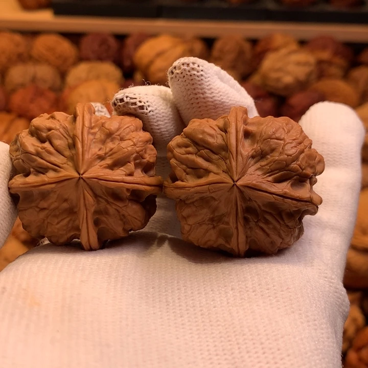 吊坠文玩核桃48……….