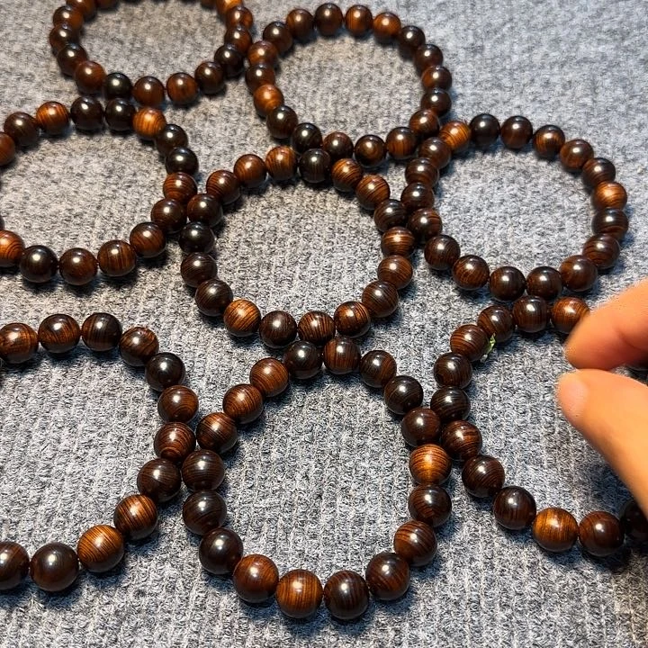 柏木（崖柏）全陈化老料把件串1.2发一条