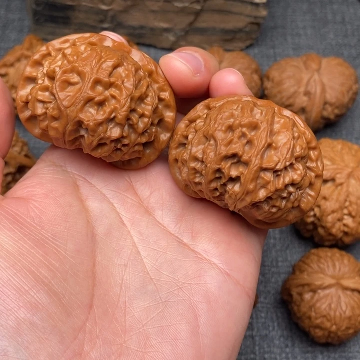 吊坠文玩核桃尺寸46宫灯