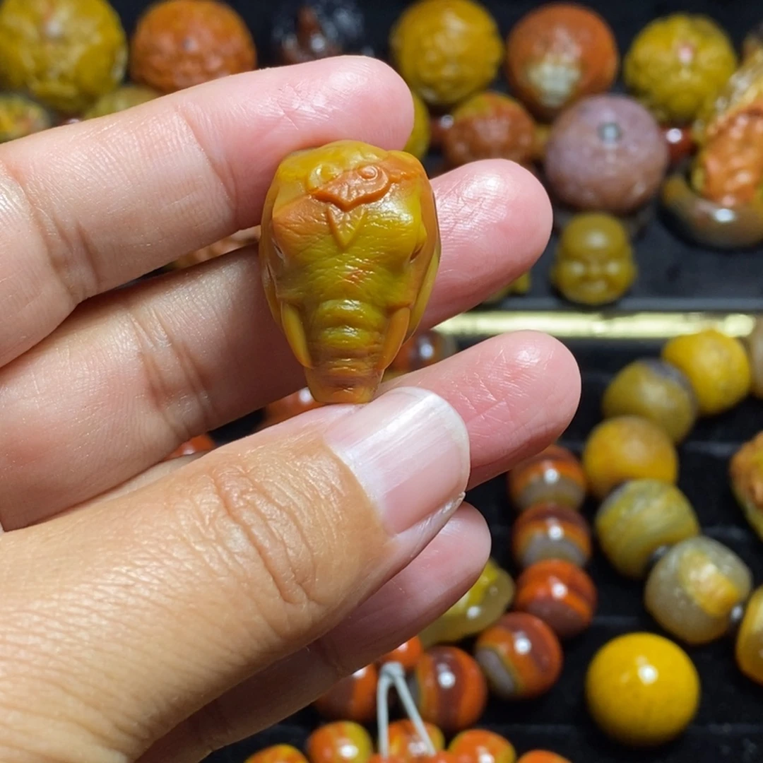 独***匠玛瑙/玉髓未镶嵌战国红