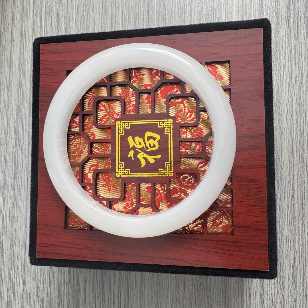 Y031天然玉石白玉手镯正圈女