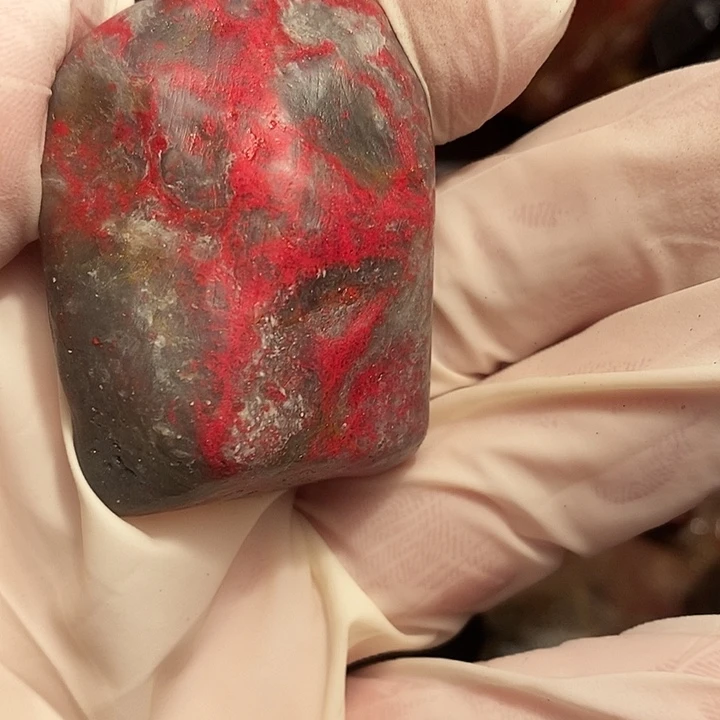 昌化石钱*多浙江昌化鸡血石