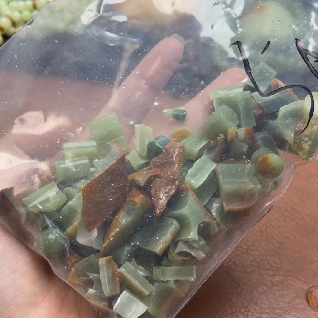 和田玉未镶嵌珠宝奇石