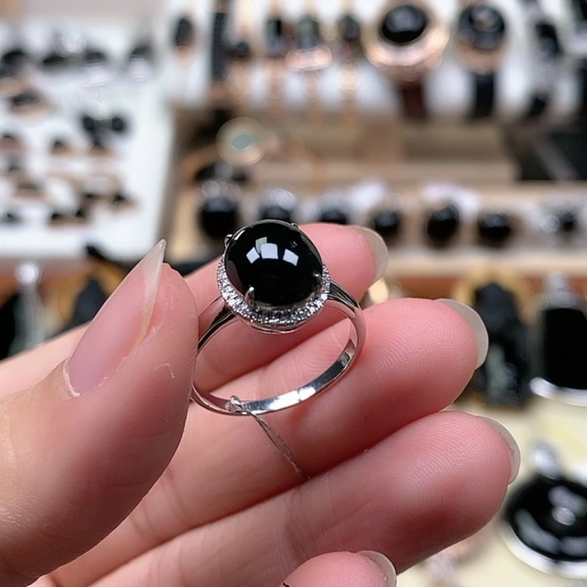 【闪购商品】翡翠戒指18K金镶嵌墨翠