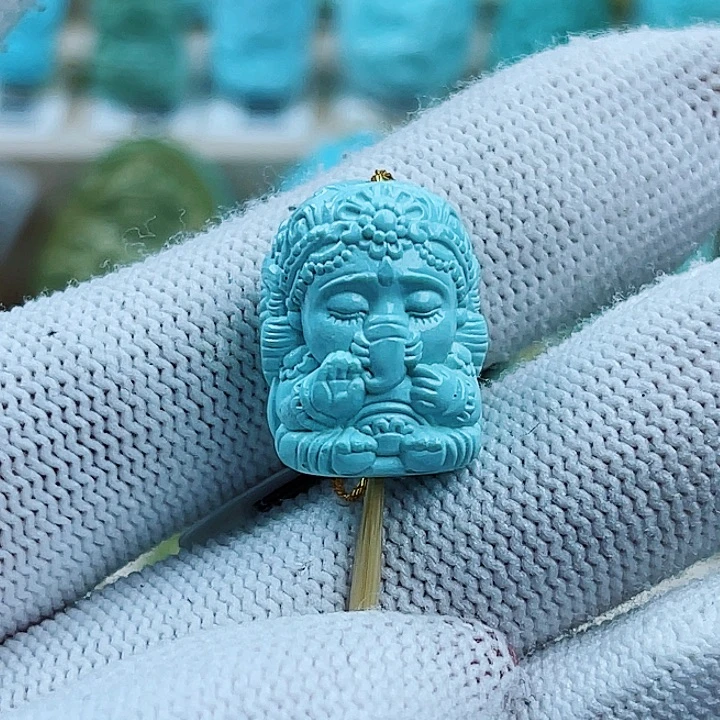 绿松石未镶嵌珠宝奇石