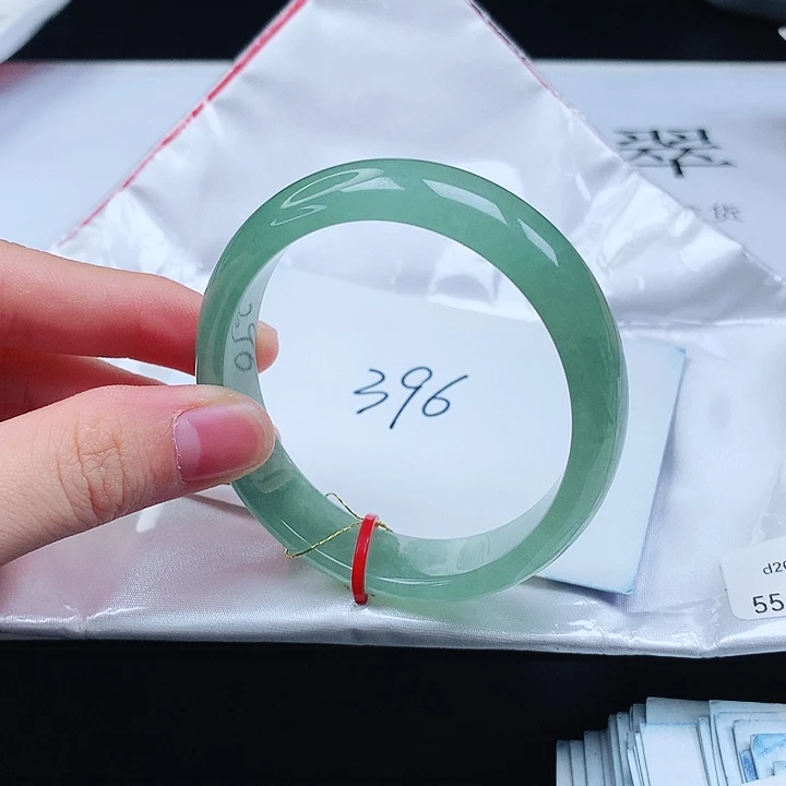 翡翠手镯（贵妃镯）未镶嵌缅甸天然a货手镯55