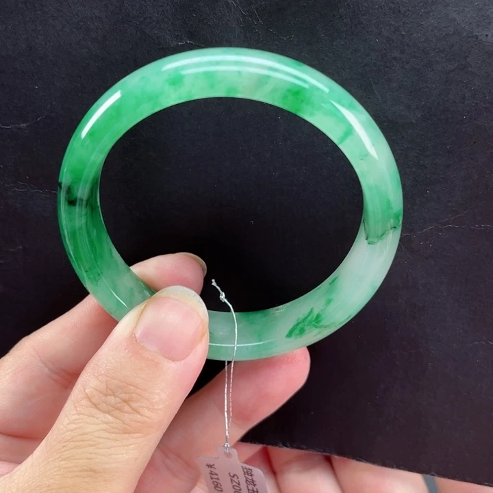 石英质玉手镯未镶嵌2-54/55