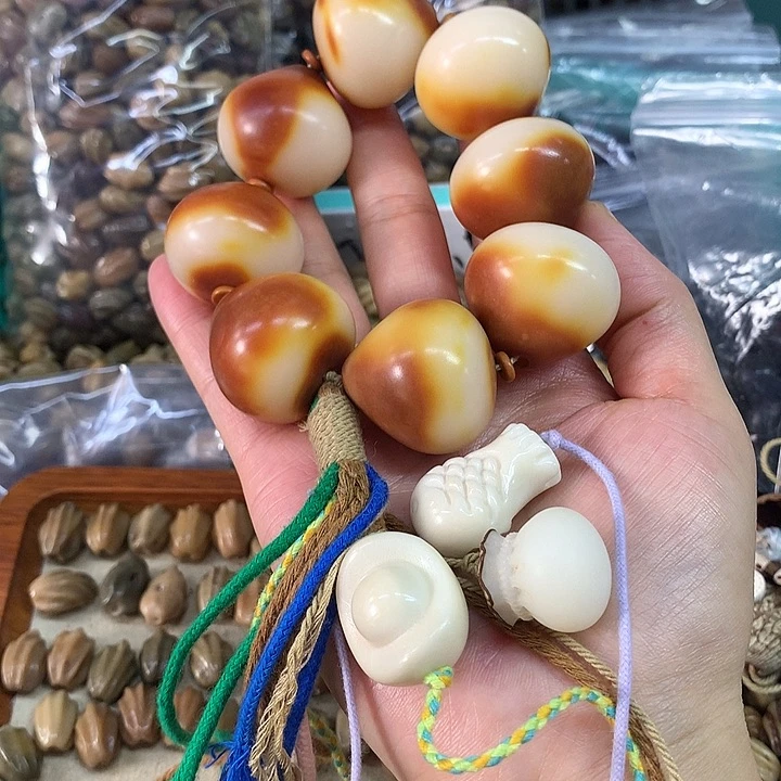 吊坠千眼菩提佛心果金包玉手持