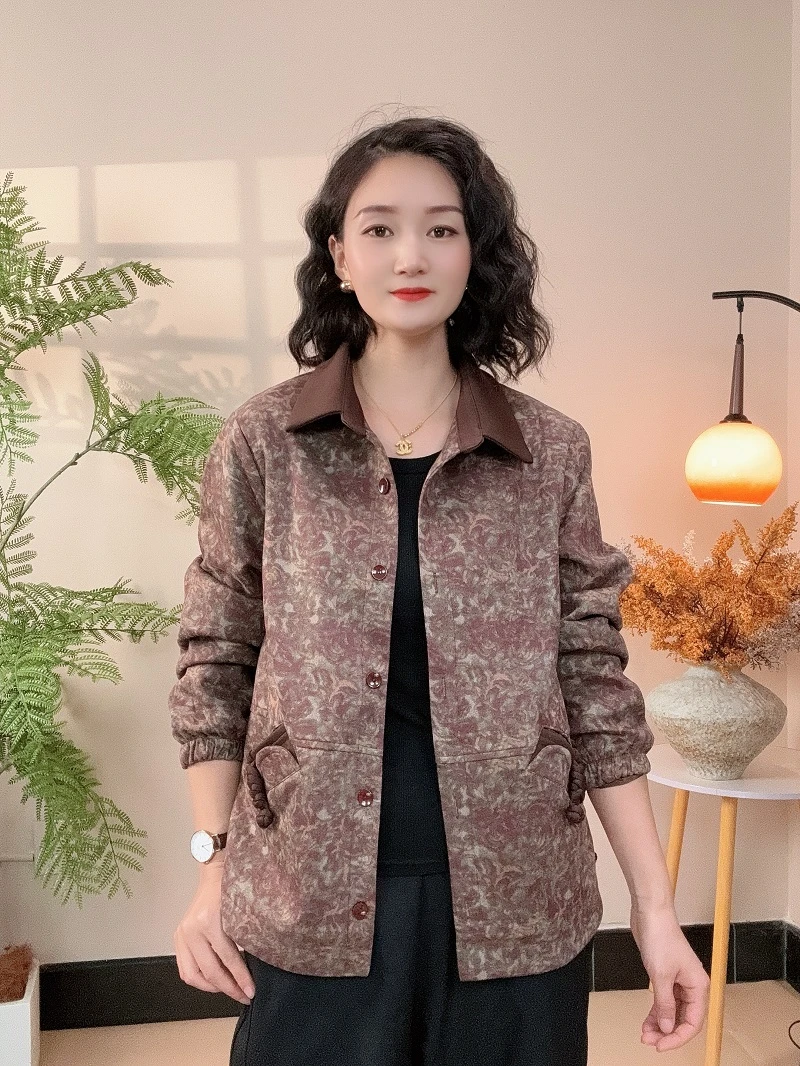 中老年女早秋新款时尚休闲百搭减龄外套宽松大码显瘦长袖妈妈装