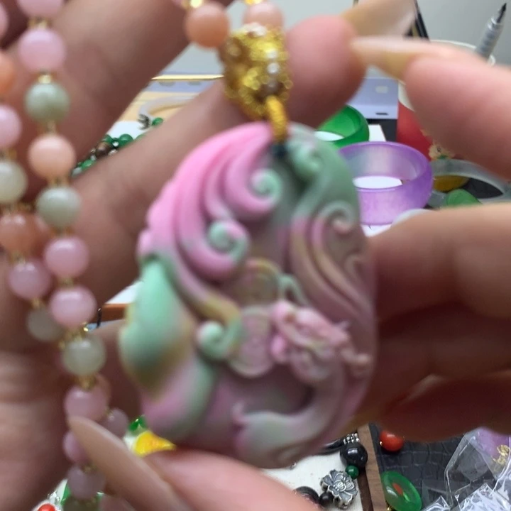 合金颈饰玛瑙/玉髓吊坠