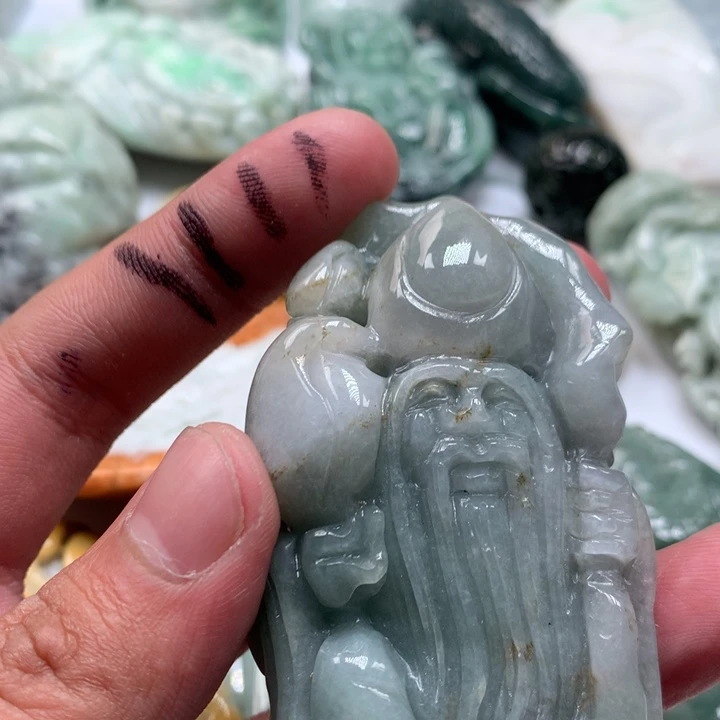 翡翠未镶嵌颈饰保真天然a货翡翠