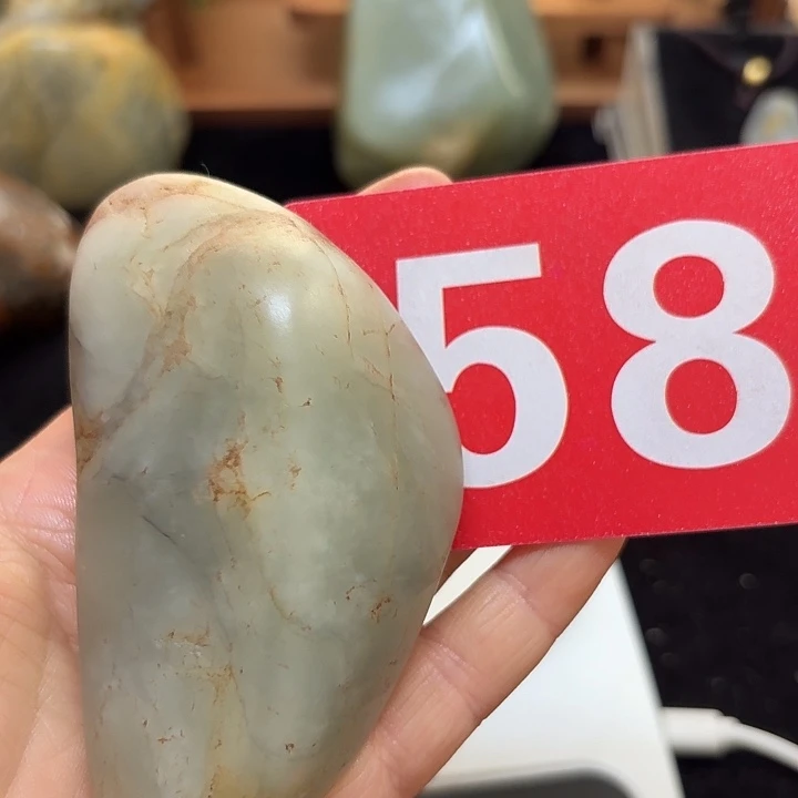 和田玉（糖玉）未镶嵌挂件