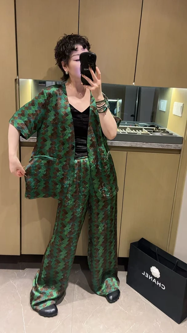 改改设计师《人丝西装套装》小众设计款人丝西装＋长裤套装