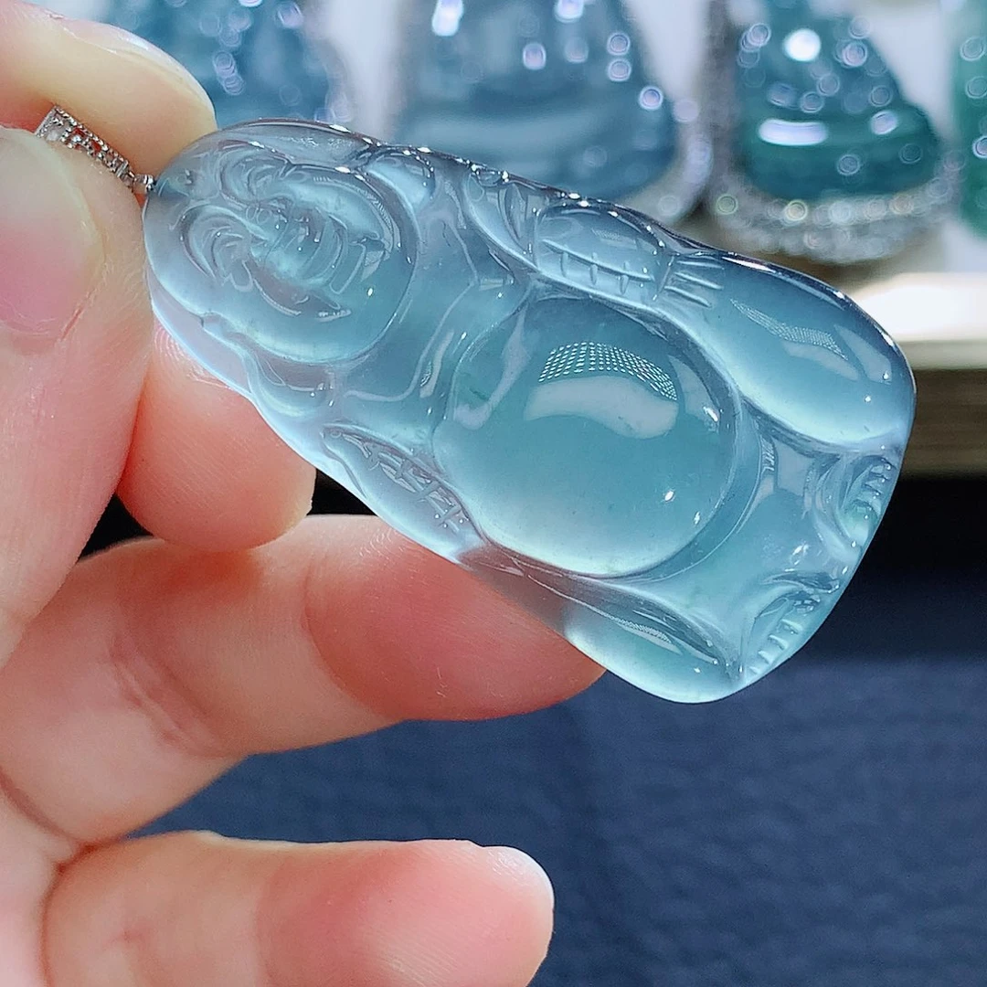 18K金镶嵌挂件翡翠欲****疯翡翠